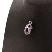 Juweel Hanger Bicolor wit en geelgoud 14 karaat briljanten en amethist '99010-3051-TWDH' Juweel Hanger Bicolor wit en geelgoud 14 karaat briljanten en amethist '99010-3051-TWDH'