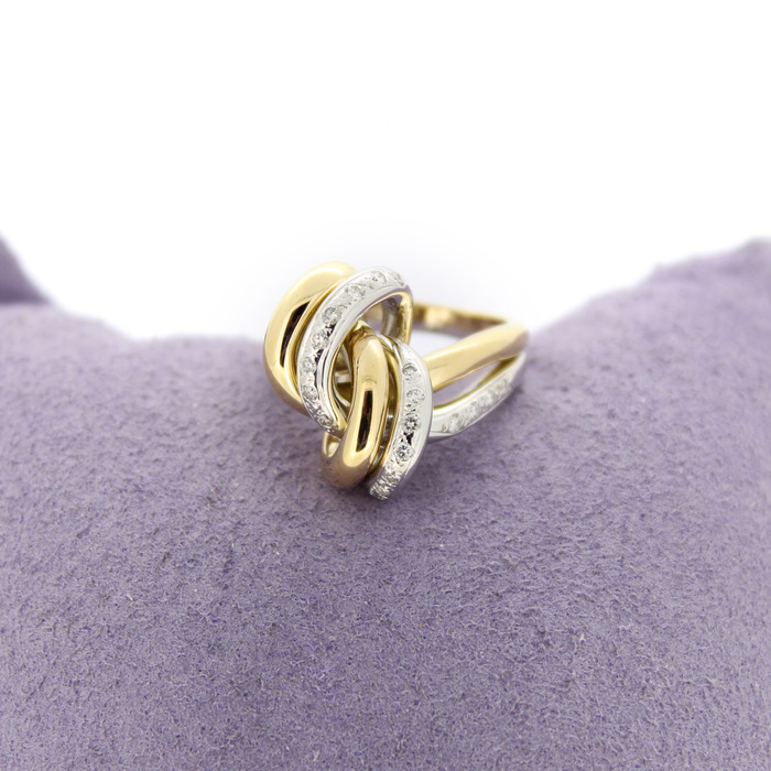 Ring Knoop Bicolor Wit geelgoud 18 Karaat Briljanten Tweedehands 99077-3054 Juwelier Clem Vercammen.jpg