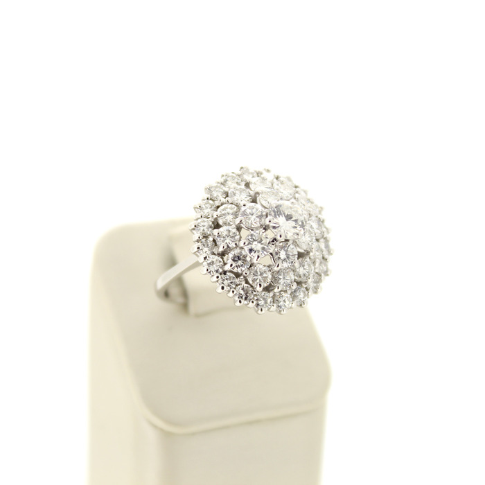 Ring Entourage Witgoud 18K Briljanten Tweedehands 99082-3052 Juwelier Clem Vercammen.jpg