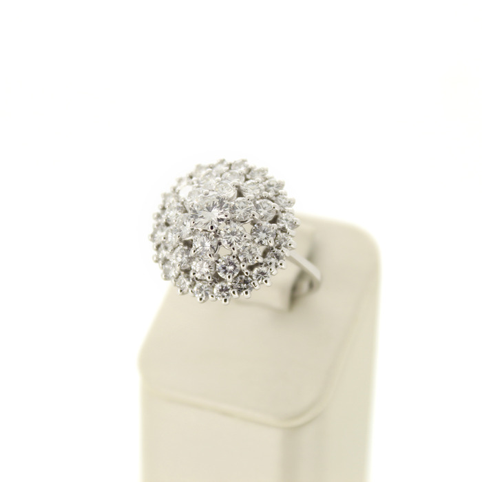 Ring Entourage Witgoud 18K Briljanten Tweedehands 99082-3052 Juwelier Clem Vercammen.jpg