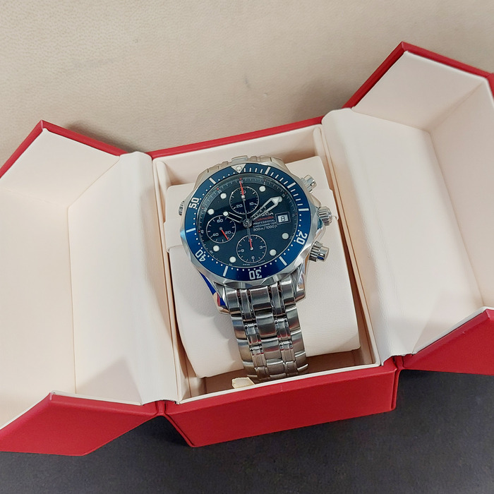 Omega Seamaster Diver 22258000 Tweedehands 99369-2023 Juwelier Clem Vercammen.jpg