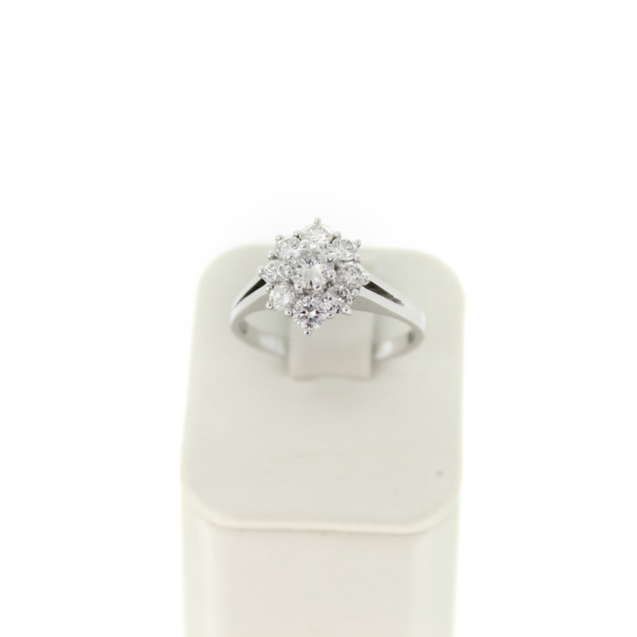 Entourage Ring Witgoud 18K Briljanten Tweedehands 99484-3066 Juwelier Clem Vercammen.jpg