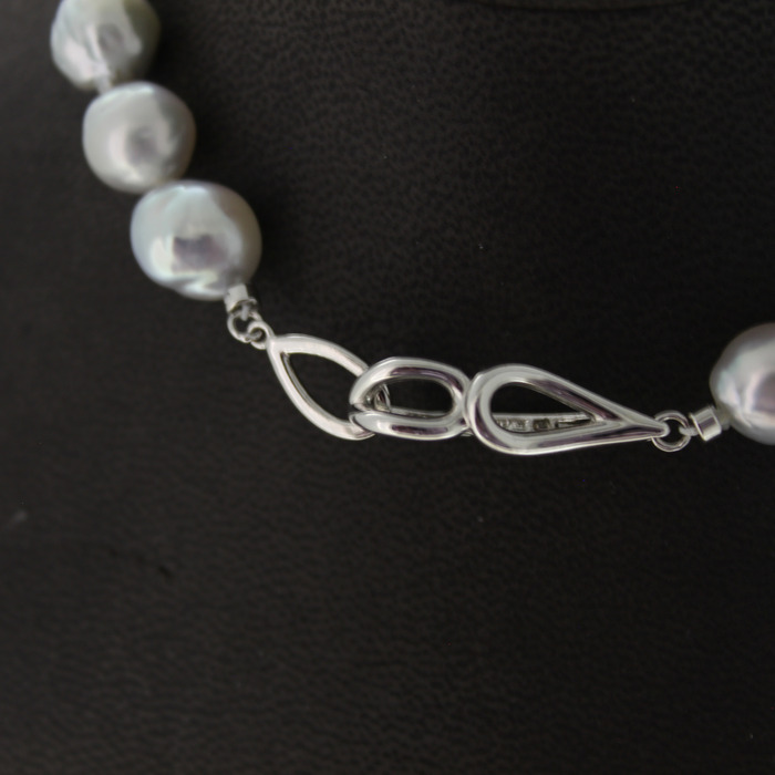 Collier Zilver Barok Parels Grijs Tweedehands 99608-3077 Juwelier Clem Vercammen.jpg