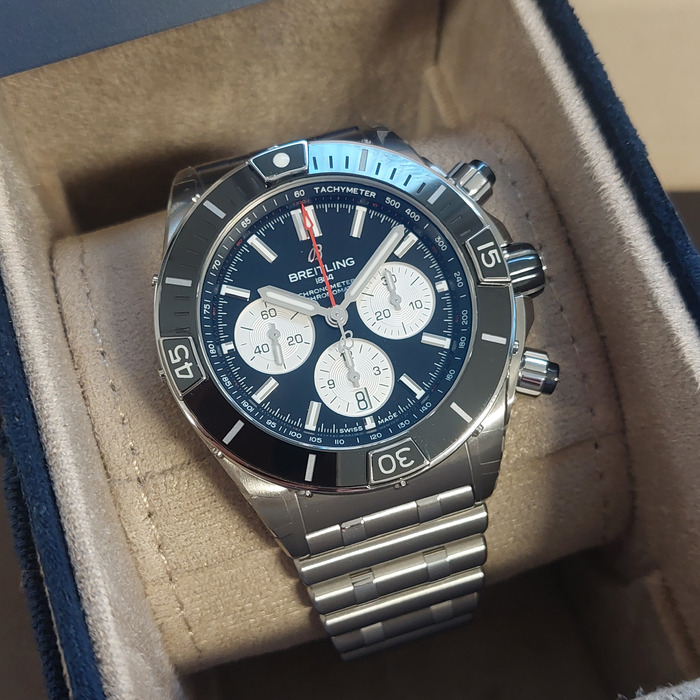 Breitling Super Chronomat B01 AB0136251B1A1 Tweedehands 98507-2008 Juwelier Clem Vercammen.jpg