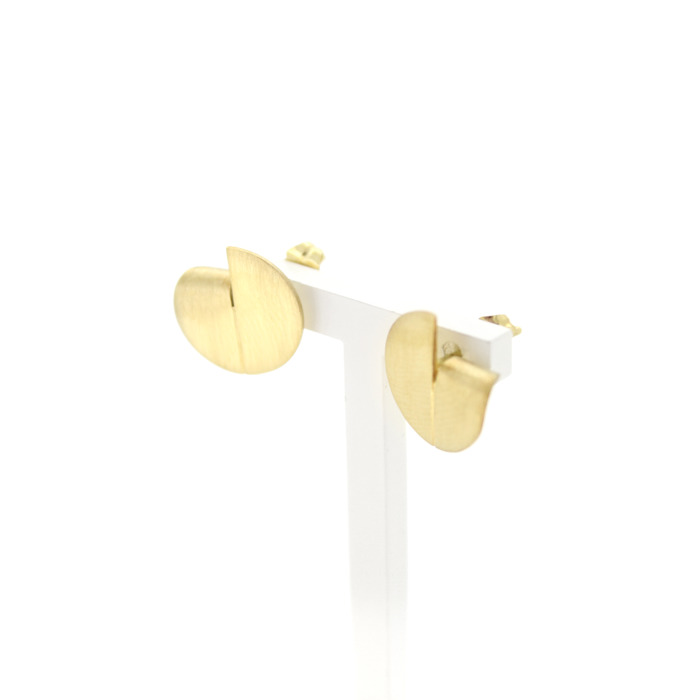 Oorstekers Geelgoud 18K Mat Tweedehands 81827-3112 Juwelier Clem Vercammen.jpg