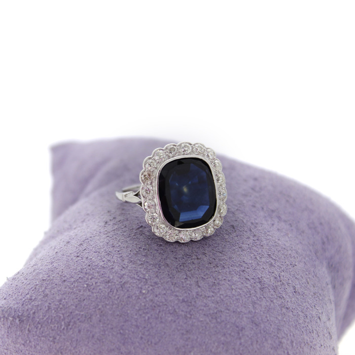 Ring Vintage Witgoud 18 Karaat Saffier Briljanten Tweedehands 81825-3110 Juwelier Clem Vercammen.jpg