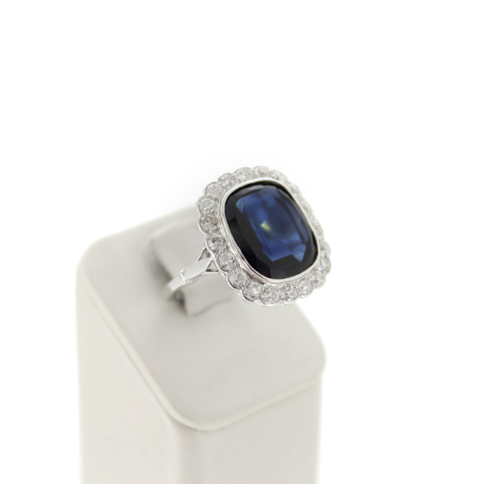 Ring Vintage Witgoud 18 Karaat Saffier Briljanten Tweedehands 81825-3110 Juwelier Clem Vercammen.jpg