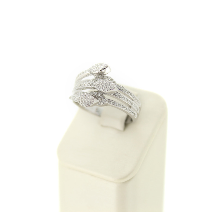 Ring Witgoud 18 Karaat Bladjes Briljanten Tweedehands 99508-3123 Juwelier Clem Vercammen.jpg