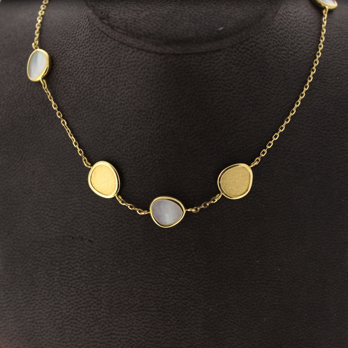 Femme Adoree Collier Geelgoud 18K Parelmoer Tweedehands 1335-3118 Juwelier Clem Vercammen.jpg