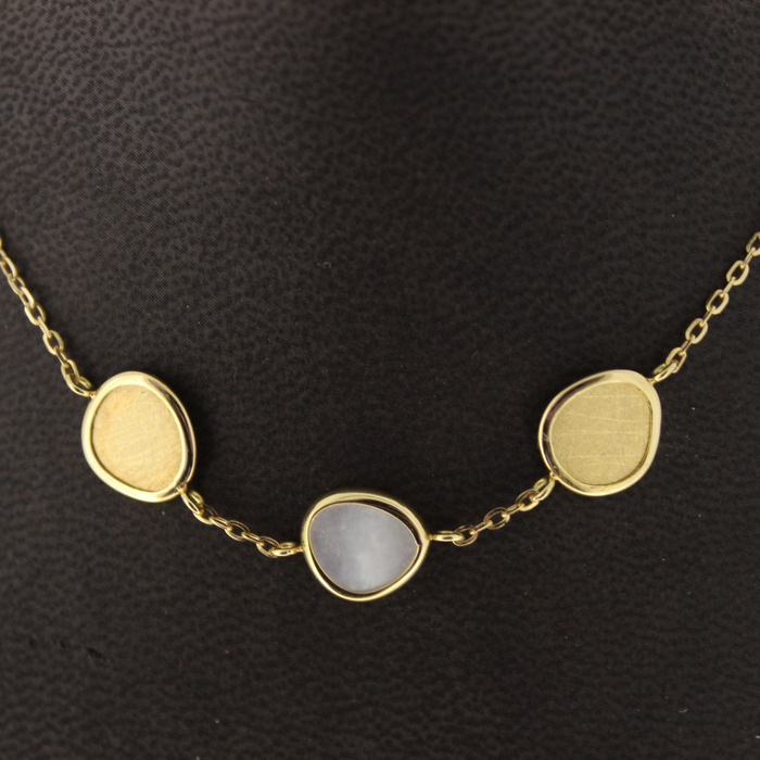 Femme Adoree Collier Geelgoud 18K Parelmoer Tweedehands 1335-3118 Juwelier Clem Vercammen.jpg