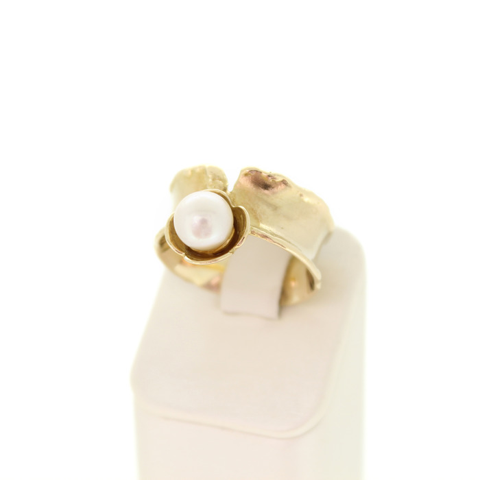 Ring Martine Oversteyns Geelgoud 18 Karaat Parel Tweedehands 1063-3102 Juwelier Clem Vercammen.jpg