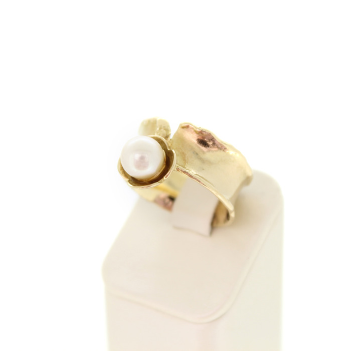 Ring Martine Oversteyns Geelgoud 18 Karaat Parel Tweedehands 1063-3102 Juwelier Clem Vercammen.jpg