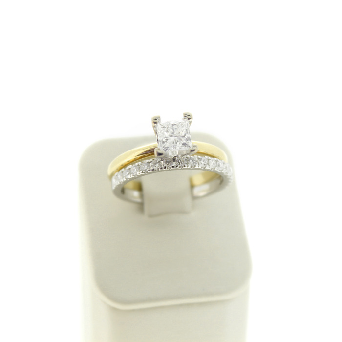 Ring set 2 Stuks Geelgoud 18K Witgoud 14K Princess Cut Briljanten Tweedehands 1062-3100-31001 Juwelier Clem Vercammen.jpg