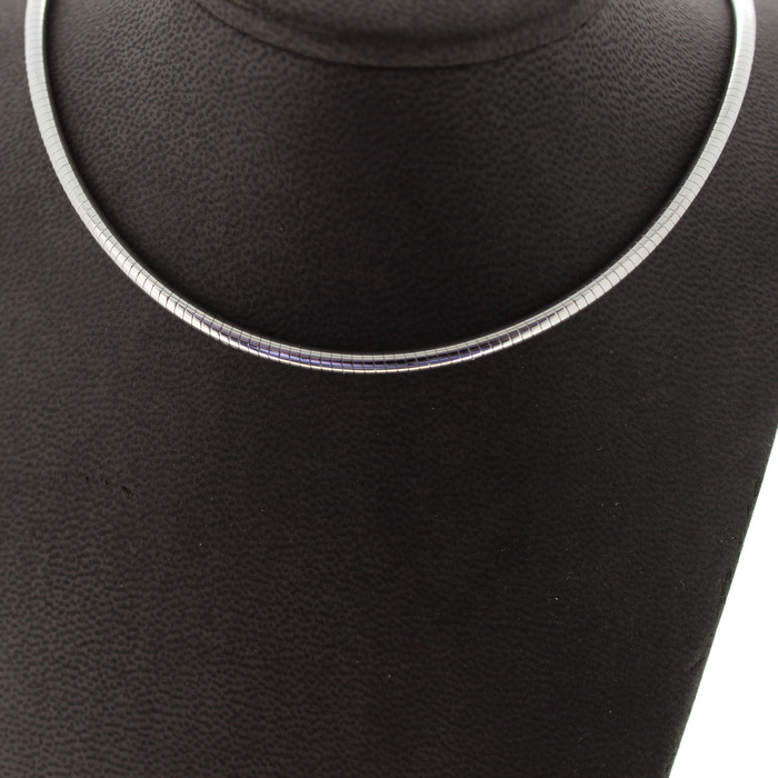 Omega Collier Witgoud 18 Karaat Tweedehands 1405-3127 Juwelier Clem Vercammen.jpg