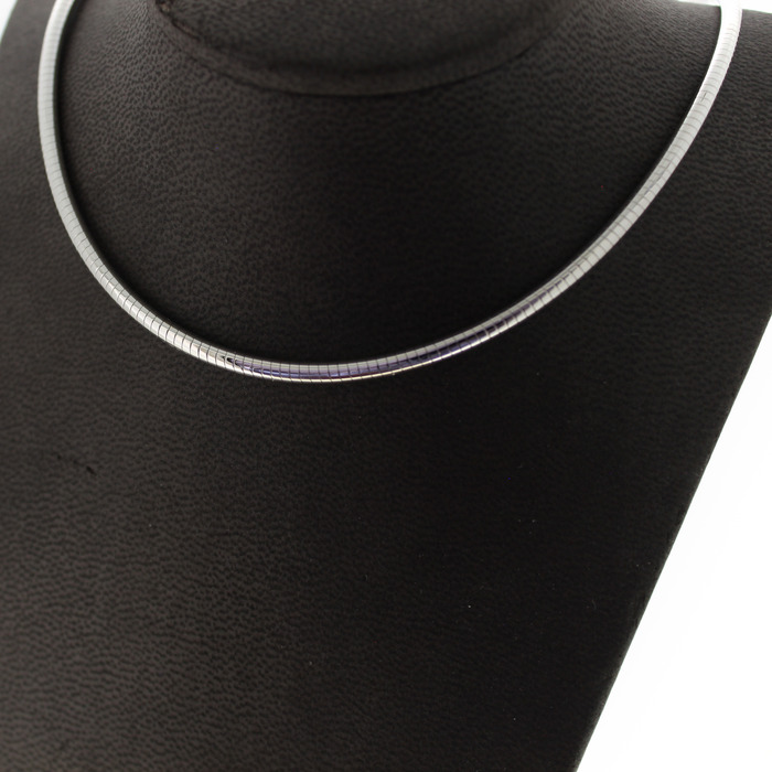 Omega Collier Witgoud 18 Karaat Tweedehands 1405-3127 Juwelier Clem Vercammen.jpg