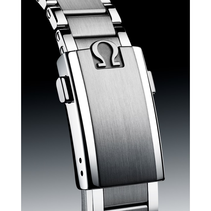 Omega Speedmaster zwart 31130403001001 Juwelier Clem Vercammen 1.jpg