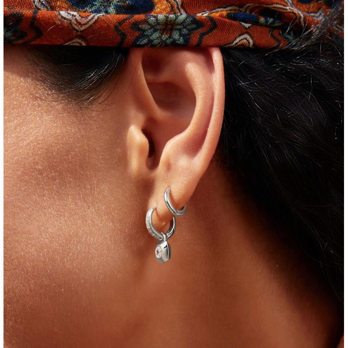 275788 01 Ania Haie Tide Echo Huggie Hoop Earrings E072-02H Juwelier Clem Vercammen.jpg