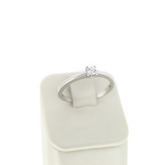 Ring Flanders Witgoud 18 Karaat Solitaire Diamant Princess Cut Tweedehands 1861-3158 Juwelier Clem Vercammen.jpg