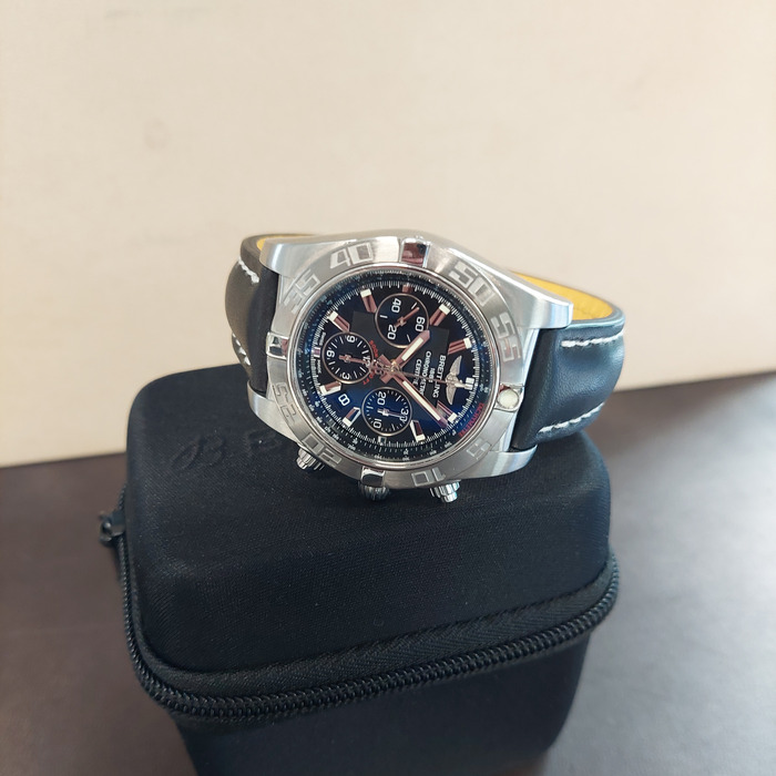 Breitling Chronomat AB0110 Tweedehands 99108-2057 Juwelier Clem Vercammen.jpg