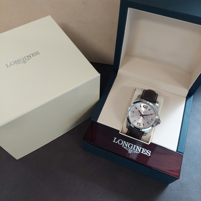 Longines Conquest L37594785 Tweedehands 1580-2046 Juwelier Clem Vercammen.jpg