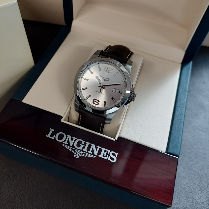 Longines Conquest L37594785 Tweedehands 1580-2046 Juwelier Clem Vercammen.jpg