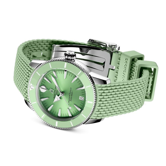 275271 01 Breitling Superocean Heritage Automatic 36 A10390361l1s1.jpg