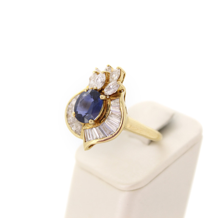 Ring Geelgoud 18K Saffier Markies Baguetten Tweedehands 2254-3205 Juwelier Clem Vercammen.jpg