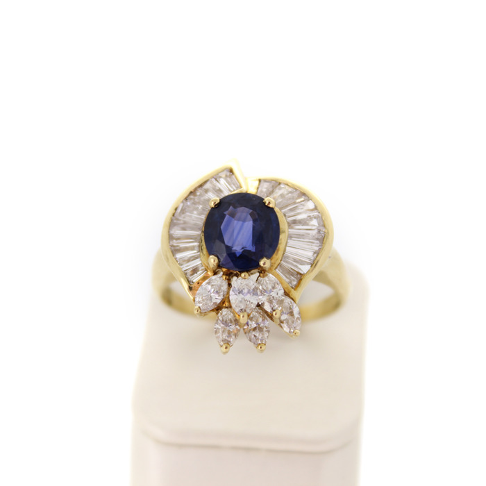 Ring Geelgoud 18K Saffier Markies Baguetten Tweedehands 2254-3205 Juwelier Clem Vercammen.jpg