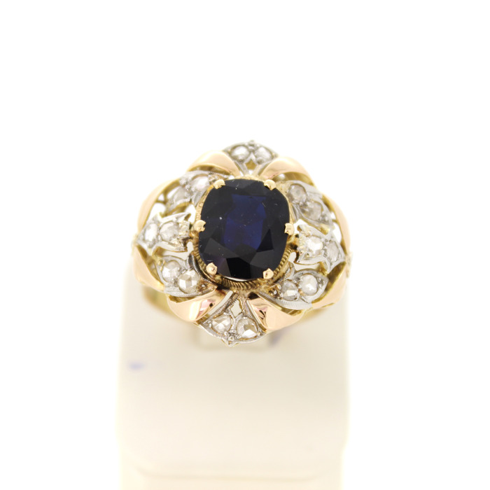 Ring Geelgoud 18 Karaat Diamant 8Kant Saffier Tweedehands 2260-3200 Juwelier Clem Vercammen.jpg