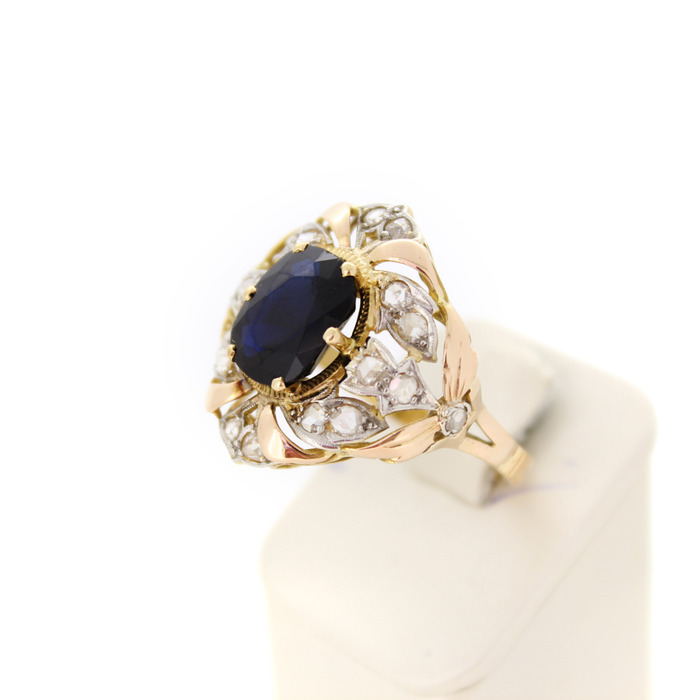 Ring Geelgoud 18 Karaat Diamant 8Kant Saffier Tweedehands 2260-3200 Juwelier Clem Vercammen.jpg