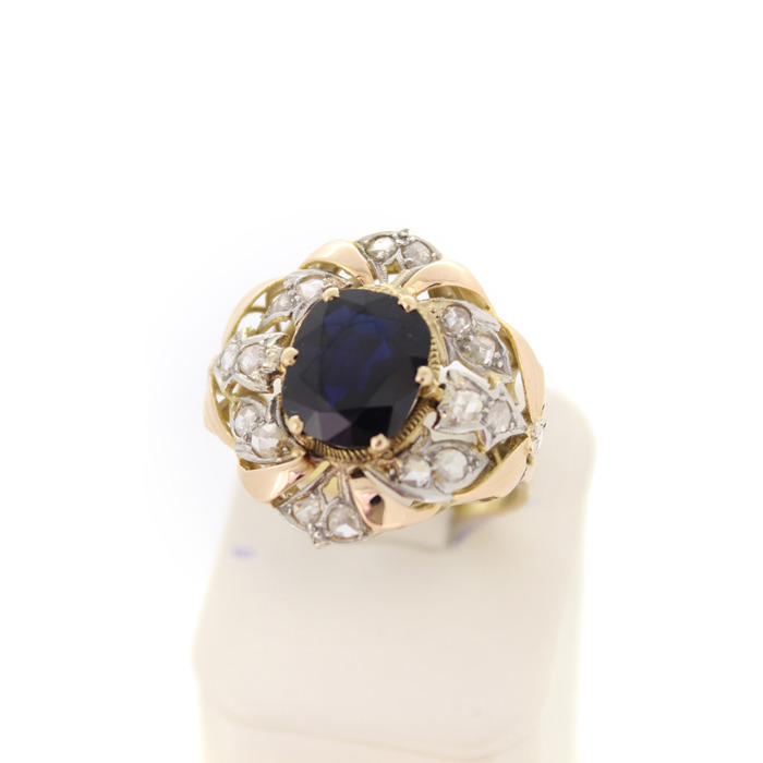 Ring Geelgoud 18 Karaat Diamant 8Kant Saffier Tweedehands 2260-3200 Juwelier Clem Vercammen.jpg