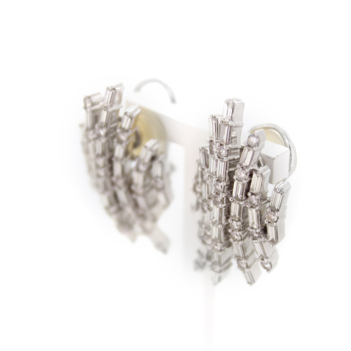 Oorbel Witgoud 18 Karaat Briljanten Baguetten Tweedehands 2287-3198 Juwelier Clem Vercammen.jpg