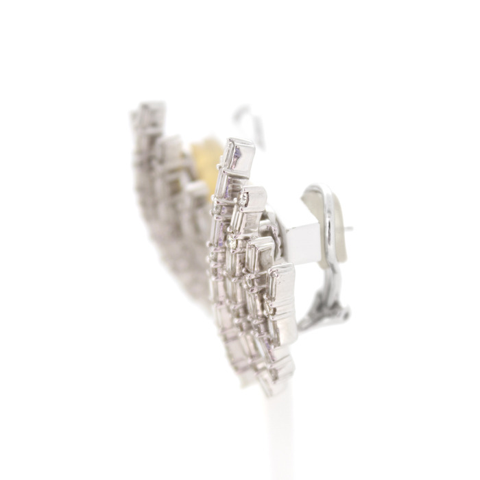 Oorbel Witgoud 18 Karaat Briljanten Baguetten Tweedehands 2287-3198 Juwelier Clem Vercammen.jpg