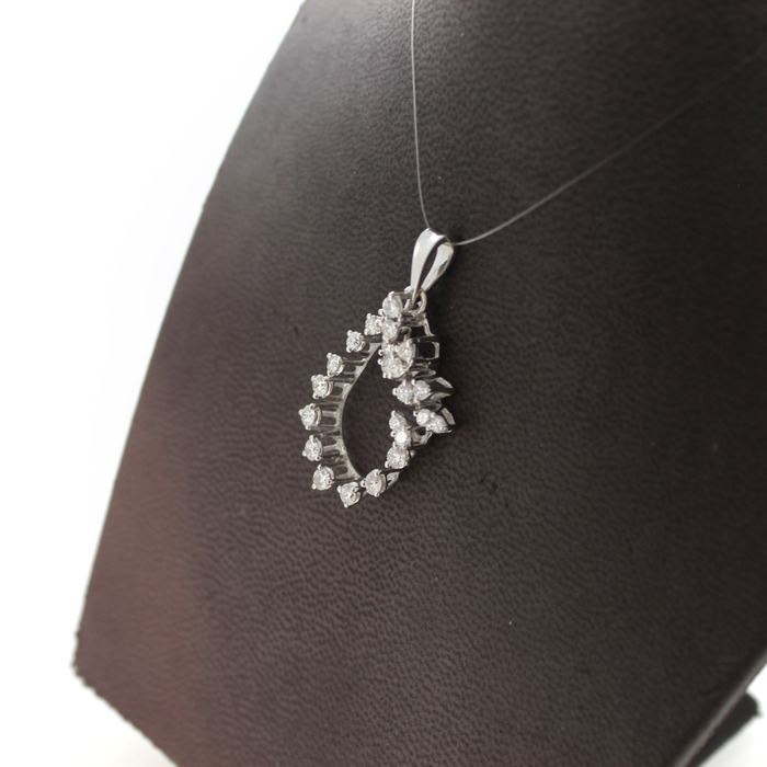 Hanger Cintage Witgoud Briljanten Tweedehands 2194-3175 Juwelier Clem Vercammen.jpg