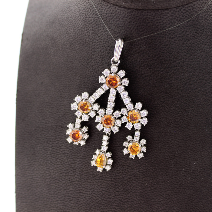 Hanger Witgoud 18 Karaat Briljanten Gele Kleurstenen Tweedehands 2195-3176 Juwelier Clem Vercammen.jpg