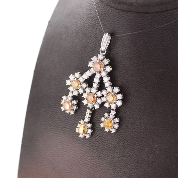 Hanger Witgoud 18 Karaat Briljanten Gele Kleurstenen Tweedehands 2195-3176 Juwelier Clem Vercammen.jpg