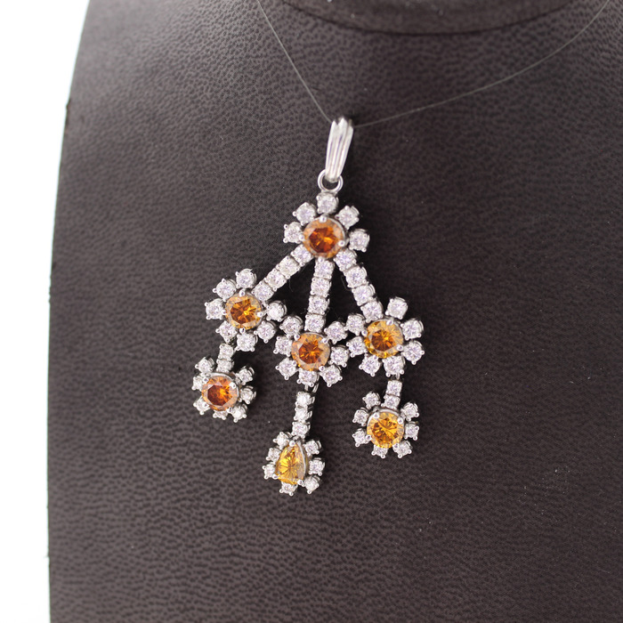 Hanger Witgoud 18 Karaat Briljanten Gele Kleurstenen Tweedehands 2195-3176 Juwelier Clem Vercammen.jpg
