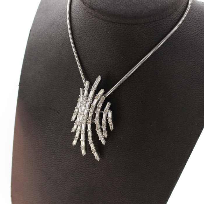 Vintage ketting Hanger witgoud 18K Briljanten Baguetten Tweedehands 2199-3180 Juwelier Clem Vercammen.jpg