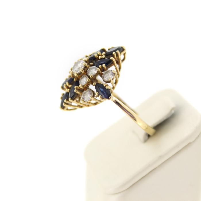 Coctail Ring Geelgoud 18K Briljanten Saffier Tweedehand 2363-3242 Juwelier Clem Vercammen.jpg