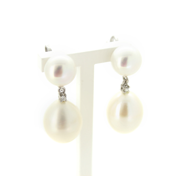 Oorbellen Witgoud 18K Zoetwaterparels Briljant Tweedehands 2231-3232 Juwelier Clem Vercammen.jpg