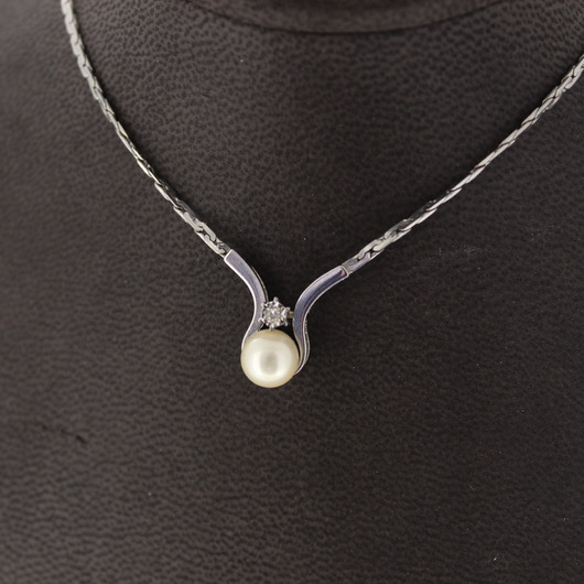 Juweel Collier witgoud 18 karaat Briljant en parel '2152-3160-TWDH' Juweel Collier witgoud 18 karaat Briljant en parel '2152-3160-TWDH'