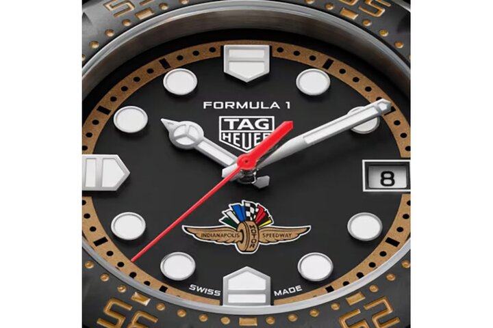 TAG Heuer Formula 1 Solargraph TAG Heuer Formula 1 Solargraph
