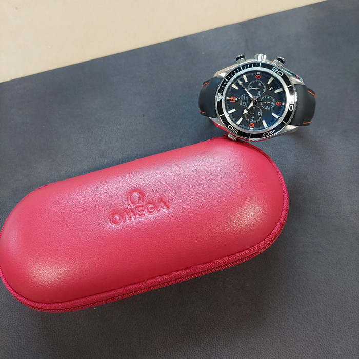 Omega Seamaster Planet Ocean 29105182 Tweedehands 2135-2069 Juwelier Clem Vercammen.jpg