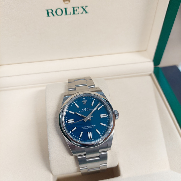 Rolex Oyster Perpetual 134300 Tweedehands 2071-276493 Juwelier Clem Vercammen.jpg