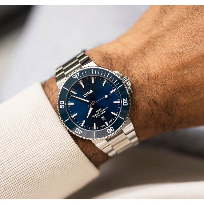 276741 01 Oris Aquis Date 0173377894135-0782304PEB Juwelier Clem Vercammen.png