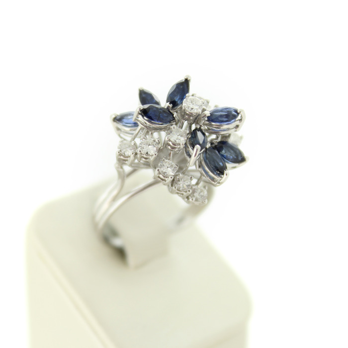 Cocktailring Briljanten Saffier Witgoud 18K Tweedehands 2681-3257 Juwelier Clem Vercammen.jpg
