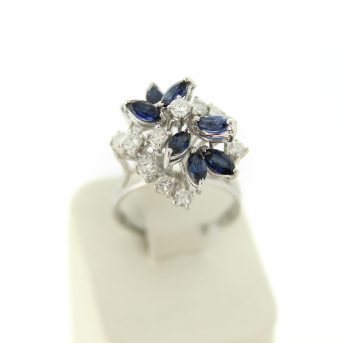 Cocktailring Briljanten Saffier Witgoud 18K Tweedehands 2681-3257 Juwelier Clem Vercammen.jpg
