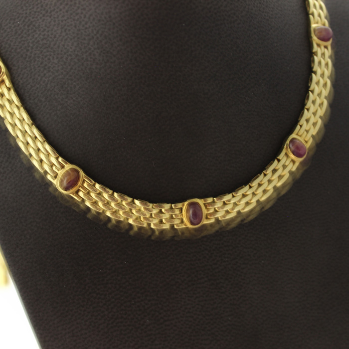 Collier Geelgoud 18K Cabushon Robijnen TWeedehands 82844-3183 Juwelier Clem Vercammen.jpg