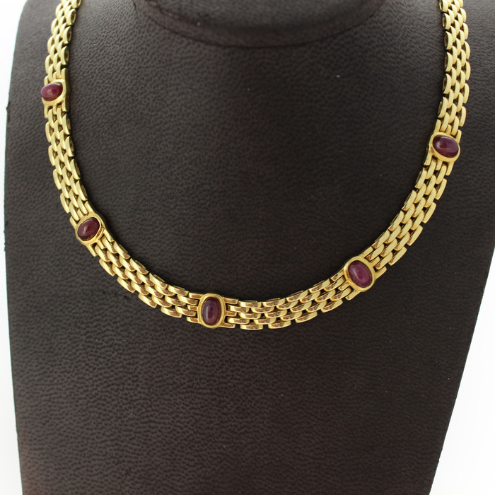 Collier Geelgoud 18K Cabushon Robijnen TWeedehands 82844-3183 Juwelier Clem Vercammen.jpg