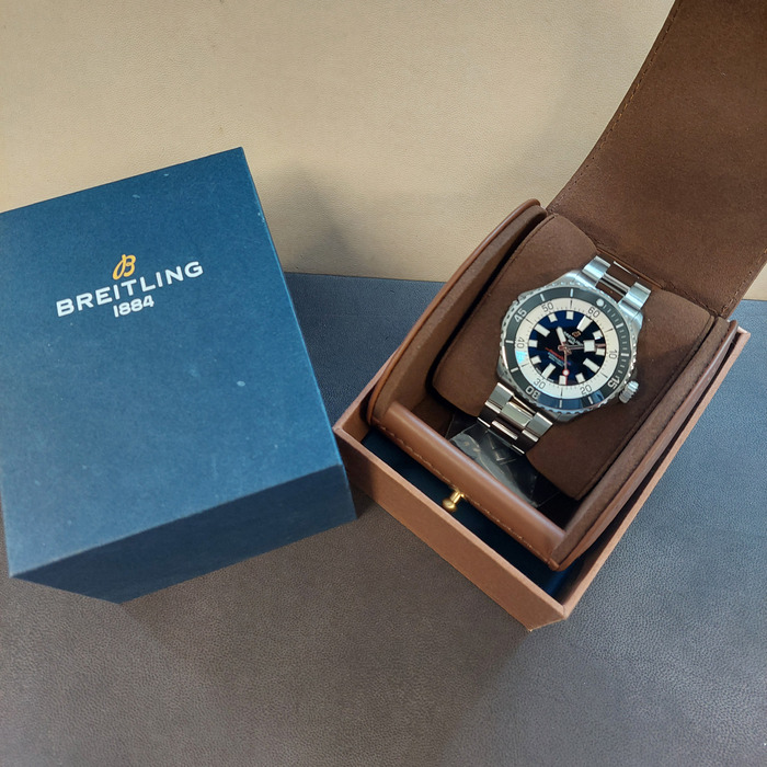 Breitling Superocean Automaat 46mm A17378211B1A1 Tweedehands Juwelier 2461-2064 Juwelier Clem Vercammen.jpg